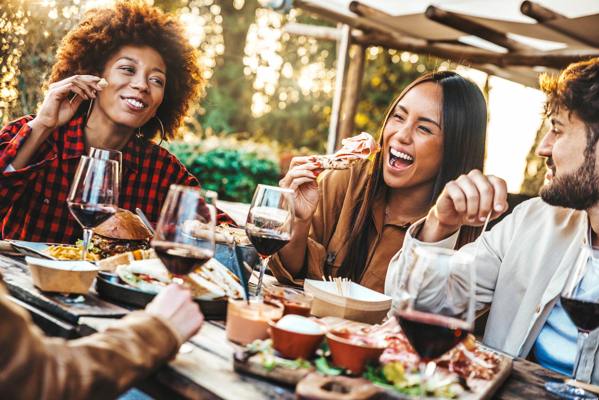 You are currently viewing Wie Sie Ihren Garten für Sommerfeste vorbereiten: Ein Leitfaden für Gastgeber